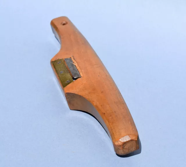 Guimbarde outil ancien de menuisier objet de collection en France