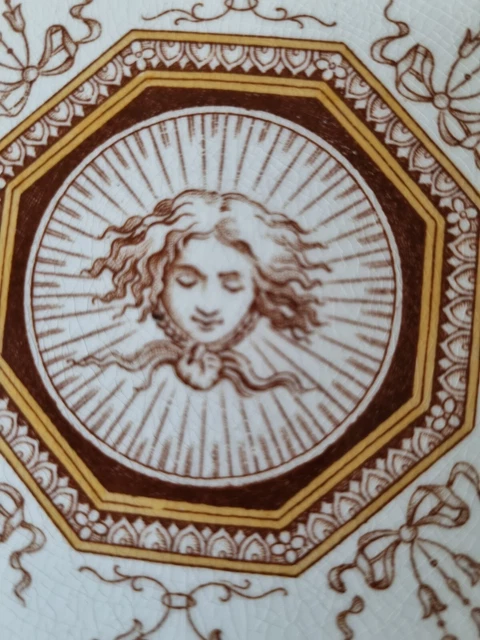 Ancienne assiette octogonale de Minton 3