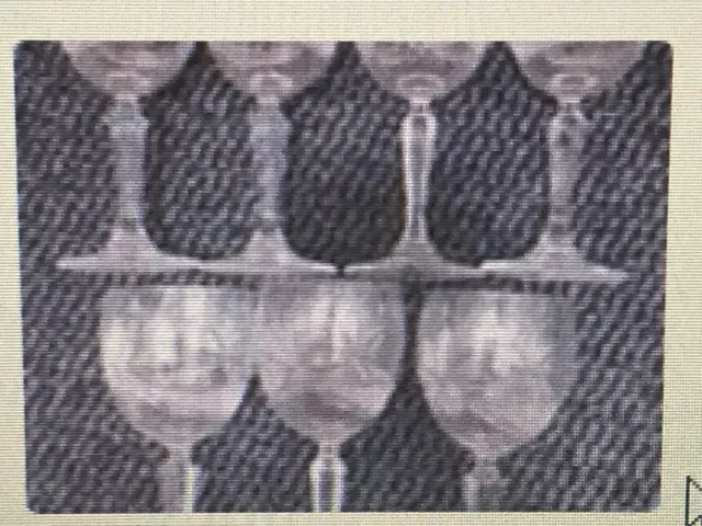 7 Weingläser aus Kristallglas 17 cm hoch 6,5 cm breit unbenutzt