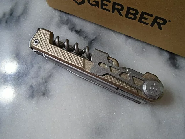 Gerber Armbar Cork Multi Tool Pocket Knife 8 Tools Scissors Cap Lifter Corkscrew 3