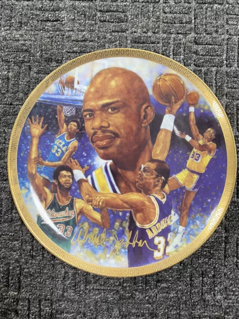 Kareem Abdul Jabbar Signed Artwork Plate w/ JSA COA *LA LAKERS RARE*