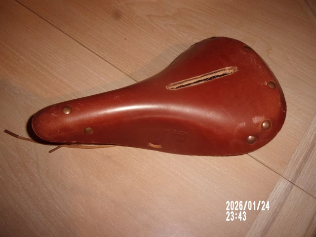 BELLE ANCIENNE SELLE De Velo Enfant ! Cuir Vintage Sport Cyclisme Velo EUR 24,90 - FR