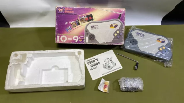 Console de jeu rétro vintage Famiclone Micro Genius iq-901 8 bits NEUF 3