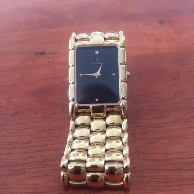 Bulova 18k gold watch swiss made 185776 2025