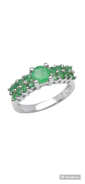 Gorgeous Womens Sterling Silver 1 CTW Emerald Size 6.5 Designer Ring