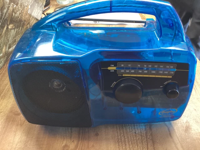 Freeplay Self Powered Solar Powered AM/FM Radio Hand Crank Camping Prepping Freeplay Self Powered Solar Powered AM/FM Radio Hand Crank Camping Prepping
