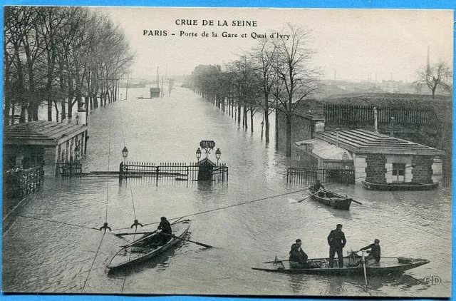 CPA: Crue de la Seine - Paris - Porte de La Gare et Quai d'Ivry