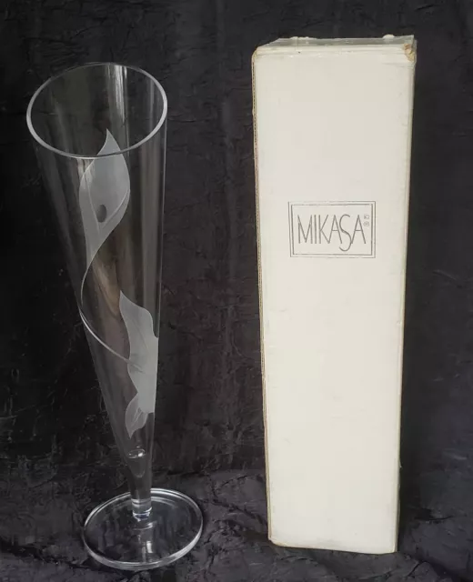 Mikasa 10 1/4" FTD Etched Crystal Vase Eternal Spring XY140/684 New Open Box