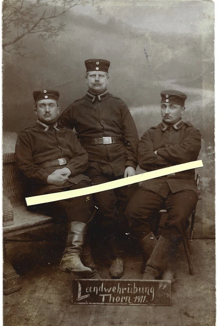 Portrait Schiessplatz Thorn ( Torun ) 1911 - drei Soldaten d. Landwehr