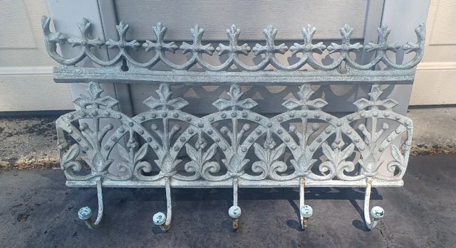 Vintage Ornate Gothic Style Rustic Iron 5 Coat Hanger Antique Cast Iron