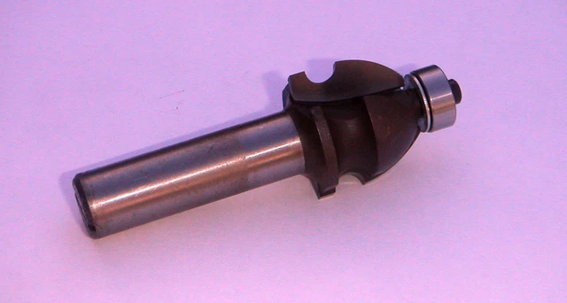 Profile Molding Carbide Tip Router Bit, 1/2 shank USA #3542 Cove and Bead.