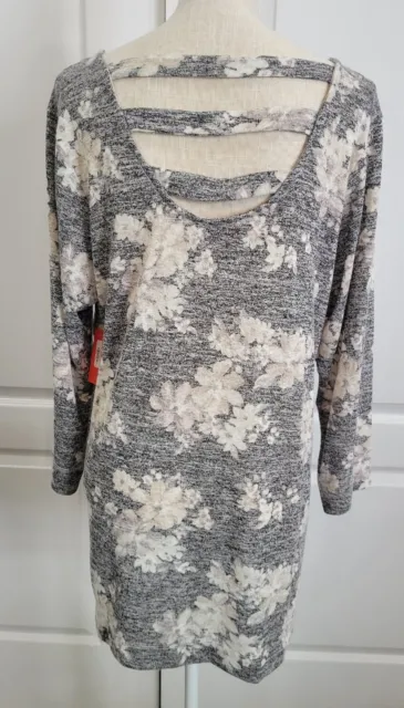 Molly & Isadora Top Size XL Gray Floral 3/4 Sleeve Tunic Blouse Strappy Back NEW