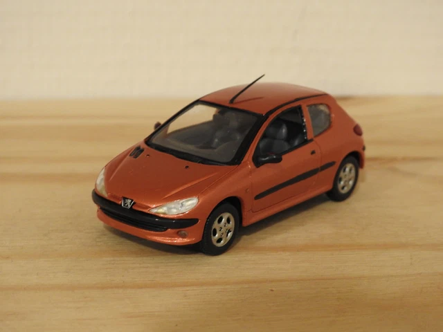 Troc Echange Rare Peugeot 206 16s GT N°974 3 portes sur