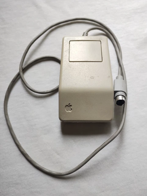 Vintage Apple Mouse ADB  Model A9M0331