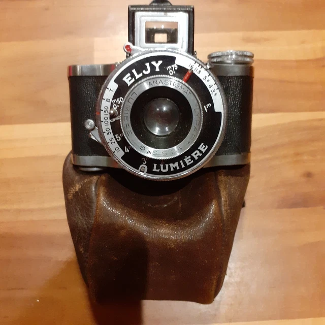 Ancien appareil photo miniature Eljy Lumière Lypar avec etui cuir vintage - Collection