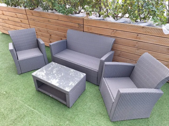 Gartenmöbel Lounge Set (2 Sessel, Bank und Tisch) Polyrattan Rattanoptik Grau