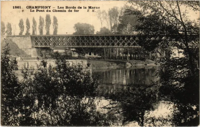 CPA CHAMPIGNY-sur-MARNE Les Bords de la Marne - Pont du Chemin de Fer (1352071)