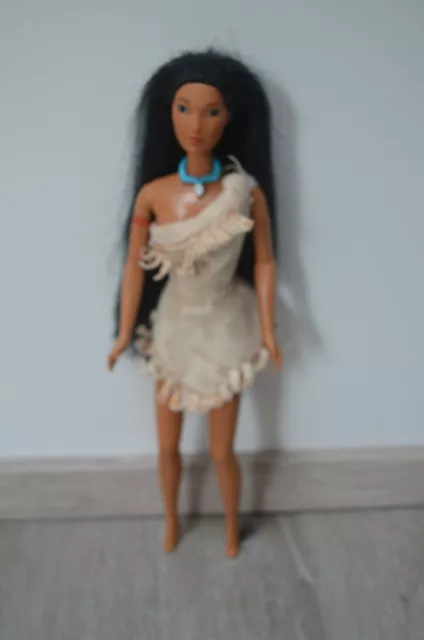 Mattel Barbie : disney pocahontas 90s doll puppe