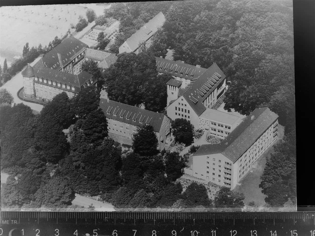 30077322 - 4000 Duesseldorf Duesseldorf Stadtkreis GLASNEGATIV