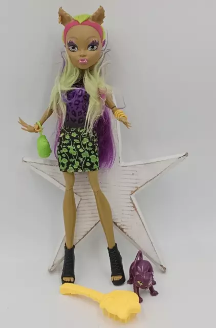 Poupée Monster High Doll Clawvenus Freaky Fusion Clawdeen & Venus + Croissant