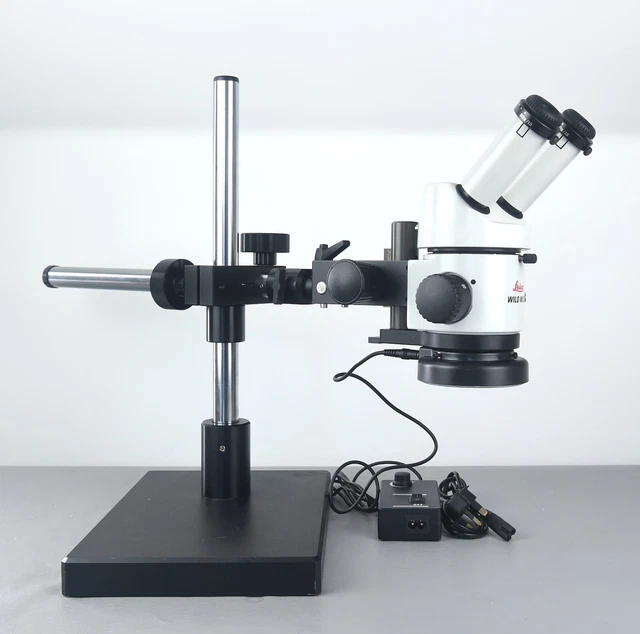 LEICA WILD M3B Microscope, LED light, 20x Eyepieces,