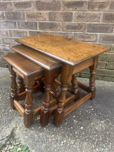 Vintage Old Charm Wood Bros /Genuine Furniture Solid Oak Wooden Nest of 3 Tables 3