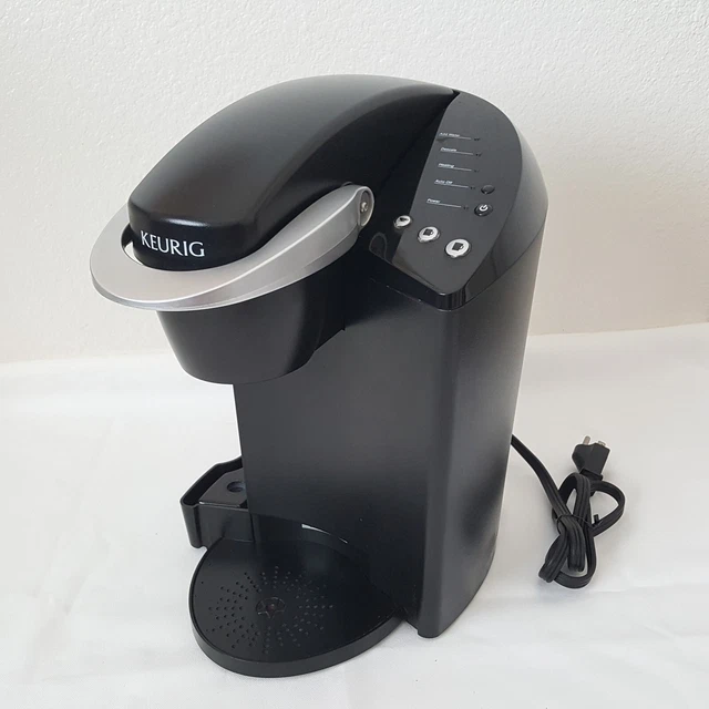 Keurig Coffee Maker K40 Single Cup Brewing System Base Machine Only Black
