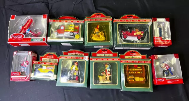 Vtg Coca Cola Town Square Collection and Other LOT OF 11