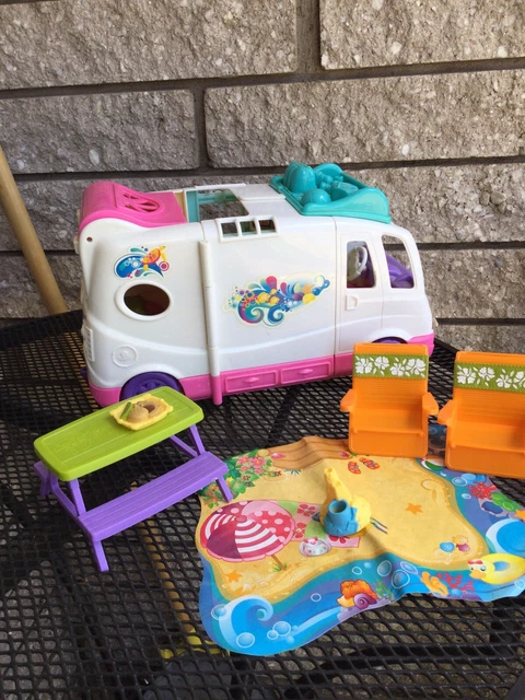 Fisher Price Loving Family Dollhouse 2011 VACATION MOBILE HOME RV CAMPER VAN