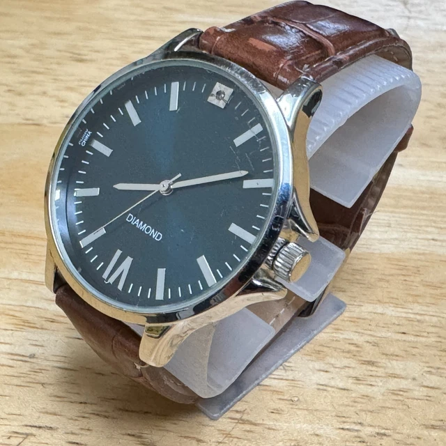 Montre Avec Diamants Véritables - Mouvement Japon MOV'T - Neuf Sans étiquette - Or Jaune