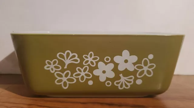 Vintage PYREX Spring Blossom Crazy Daisy 1.5 Pt 0502 Refrigerator Dish No Lid