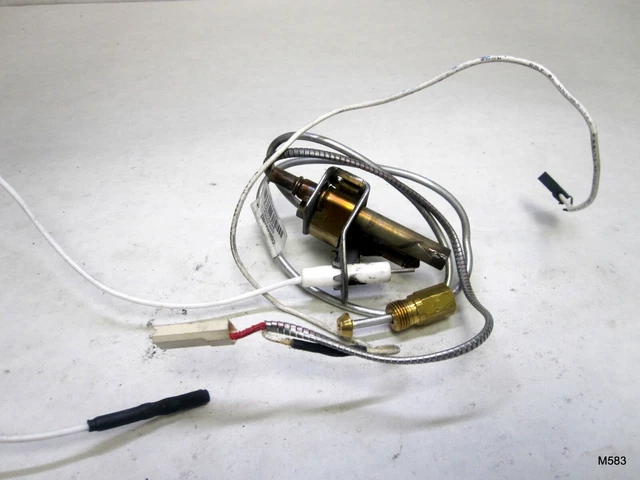 Bradford White 233-47845-04A OEM Water Heater Gas Burner assembly CS8840A1033