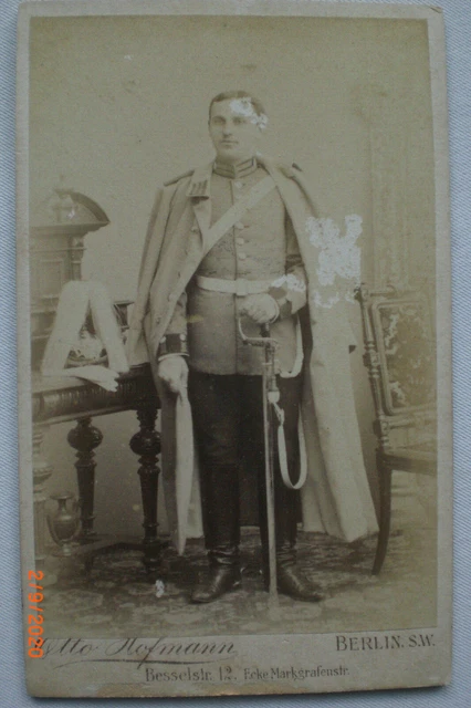 CDV Berlin Offizier Garde Dragoner Kabinettfoto Hartpappe Militärfoto Militaria