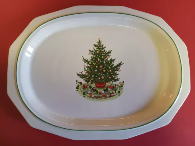 Pfaltzgraff  Christmas Heritage   16"  Oval Serving Platter  USA