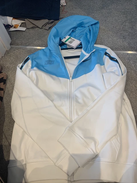 Giacca Nike Repeat ragazzo taglia 13-15 nuova con etichette Giacca Nike Repeat ragazzo taglia 13-15 nuova con etichette