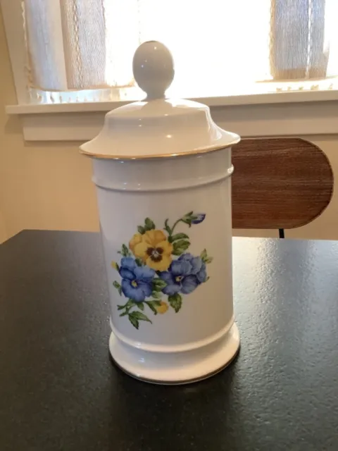 Kaiser White Jar With Lid W Germany