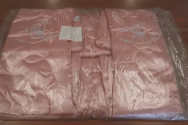 UNUSED Vintage Quiltex Baby Quilt PINK All Satin Lamb ORIG PKG 34x42" RARE