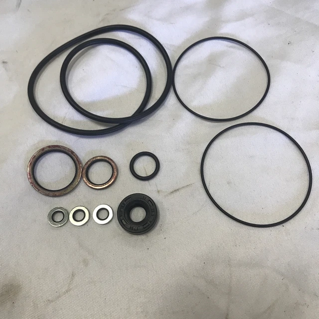 NEW MASSEY FERGUSON Tractor Power Steering Pump Seal Kit 135 148 20 240