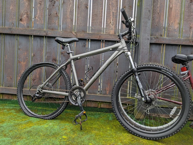 Giant xtc se3 top