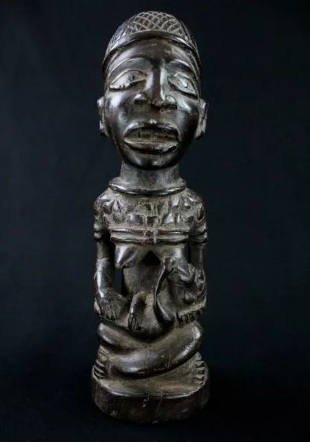 Art Africain Arts Premiers - Statue Maternité Yombe Africaine en Bois - 24 Cms