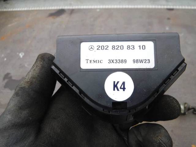 mercedes c-class c200 w202 petrol interior alarm sensor 202 820 83 10 K4