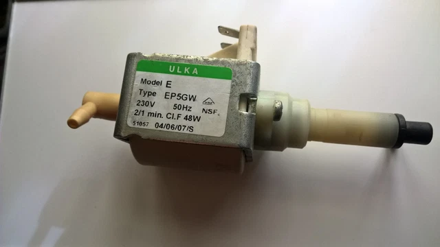 Pompe à Eau Saeco Philips 996530007752 12000132 Ulka EP5GW 48W