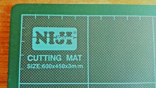 NIJI Cutting Mat Tappetino da Taglio autorigenerante A2 60x45x3 mm Verde griglia