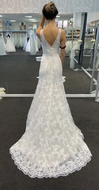 Enchanting Mon Cheri Wedding Dress size 8