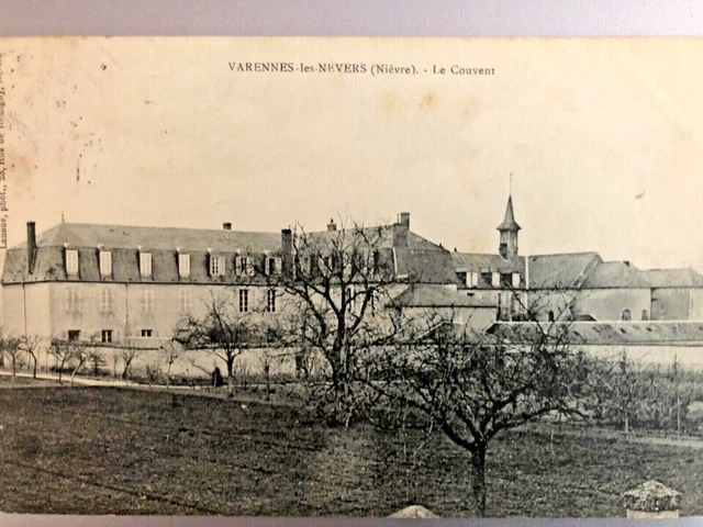 CPA Varennes-les-Nevers (58, Nièvre) - Le Couvent
