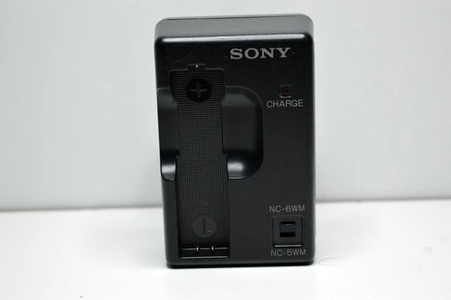 ORIGINAL SONY BC-7BY Akku Ladegerät NC-5WM NC-6WM Ni-Cd Flachakku EUR ...