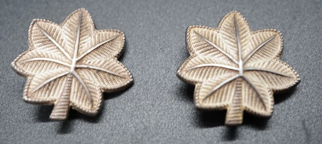 WWII STERLING ARMY Lieutenant Colonel Rank Shoulder Insignia Pins Set ...