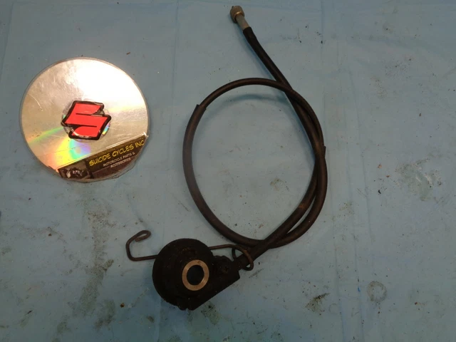 2009 Suzuki GS 500 speedometer speedo drive w cable  04 05 09