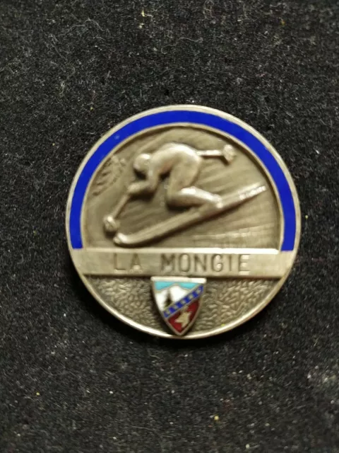 Rare Broche Insigne De Ski  La Mongie