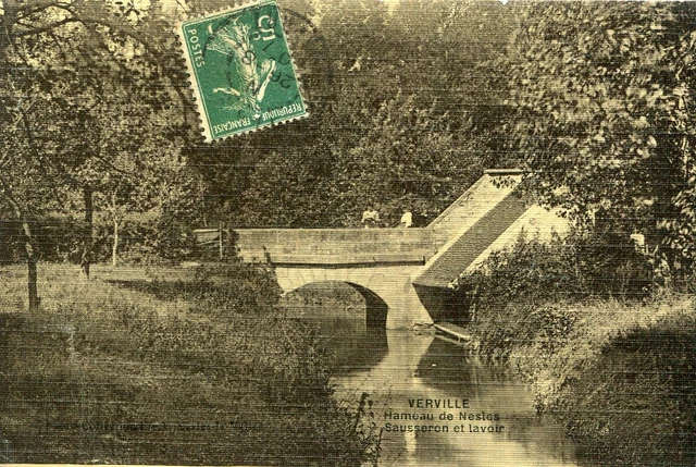 NESLES LA VALLEY hamlet of Verville Sausseron and wash house